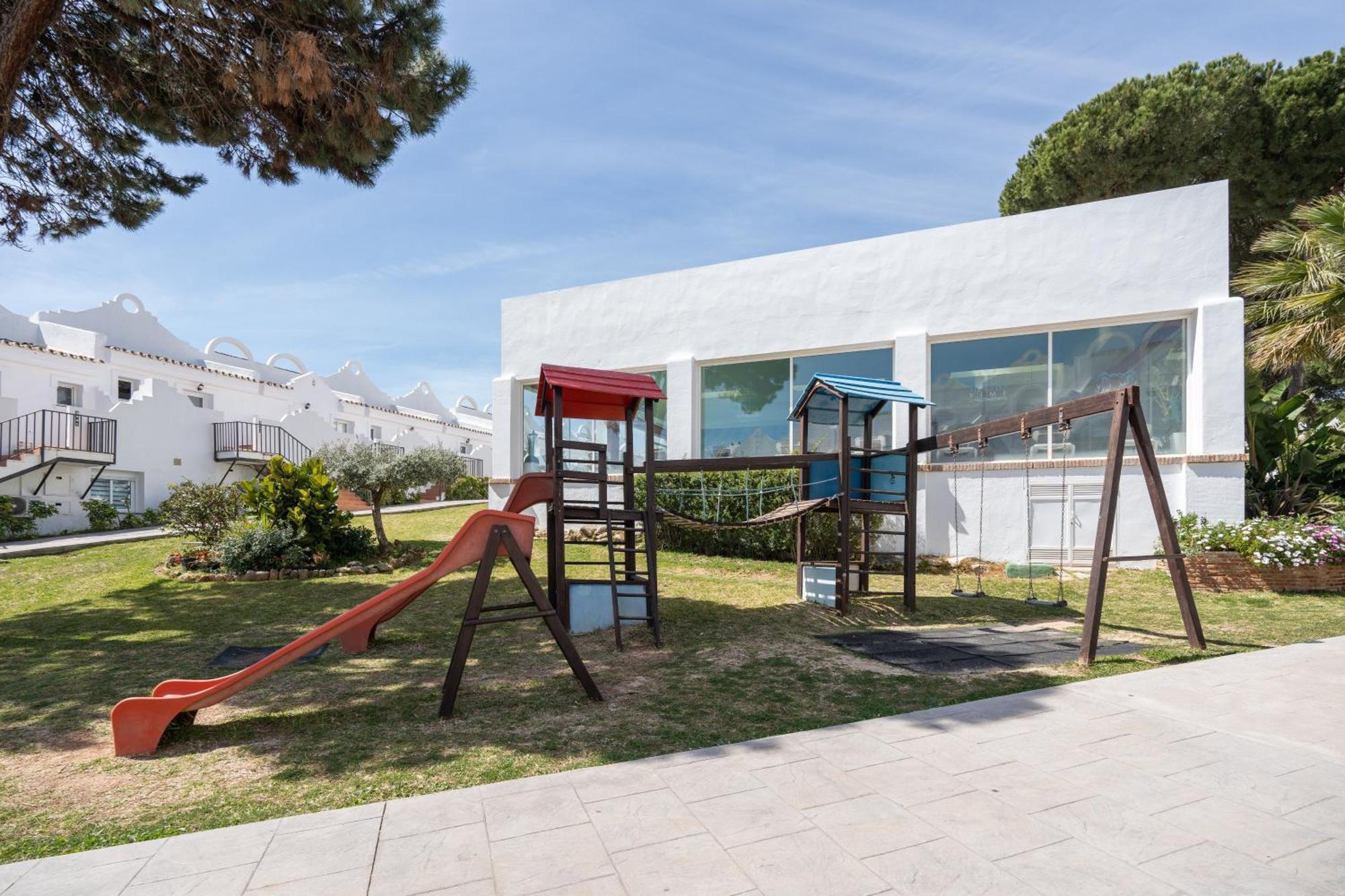 Casa Hibiscus Marbella Villa Bagian luar foto